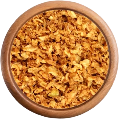 Smažená cibule v dřevěném misku