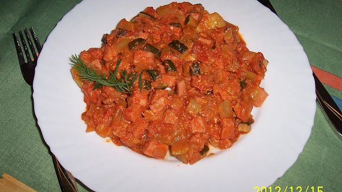 Zucchini stew with herbs