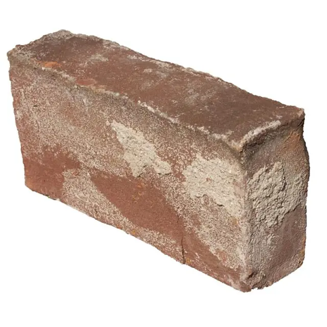 Stará cihla pro venkovní dlažbu z recyklovaných materiálů