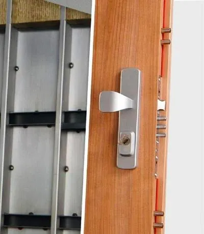 Detailní pohled na mechanismy zámku dveří ukazuje rozdíly v zabezpečovacích systémech.